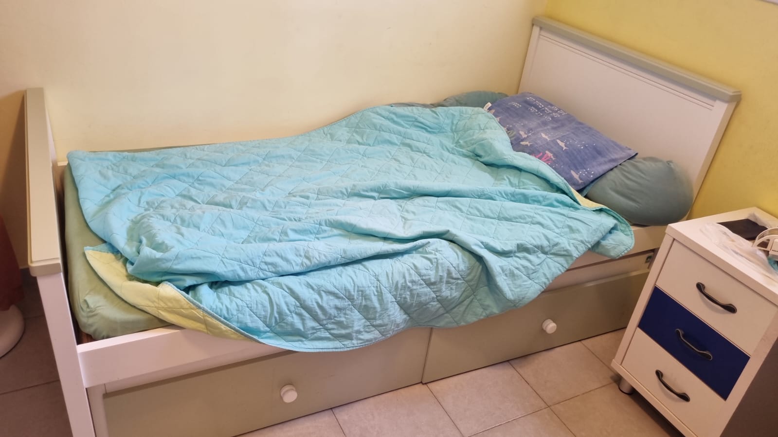 תמונה 1 ,מיטת ילד נפתחת למיטת חבר למכירה בצור משה לתינוק ולילד  מיטות ולולים