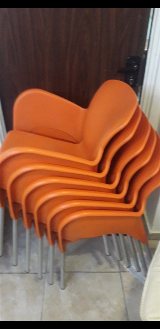 תמונה 1 ,6 כסאות למכירה בבני ברק ריהוט  כיסאות