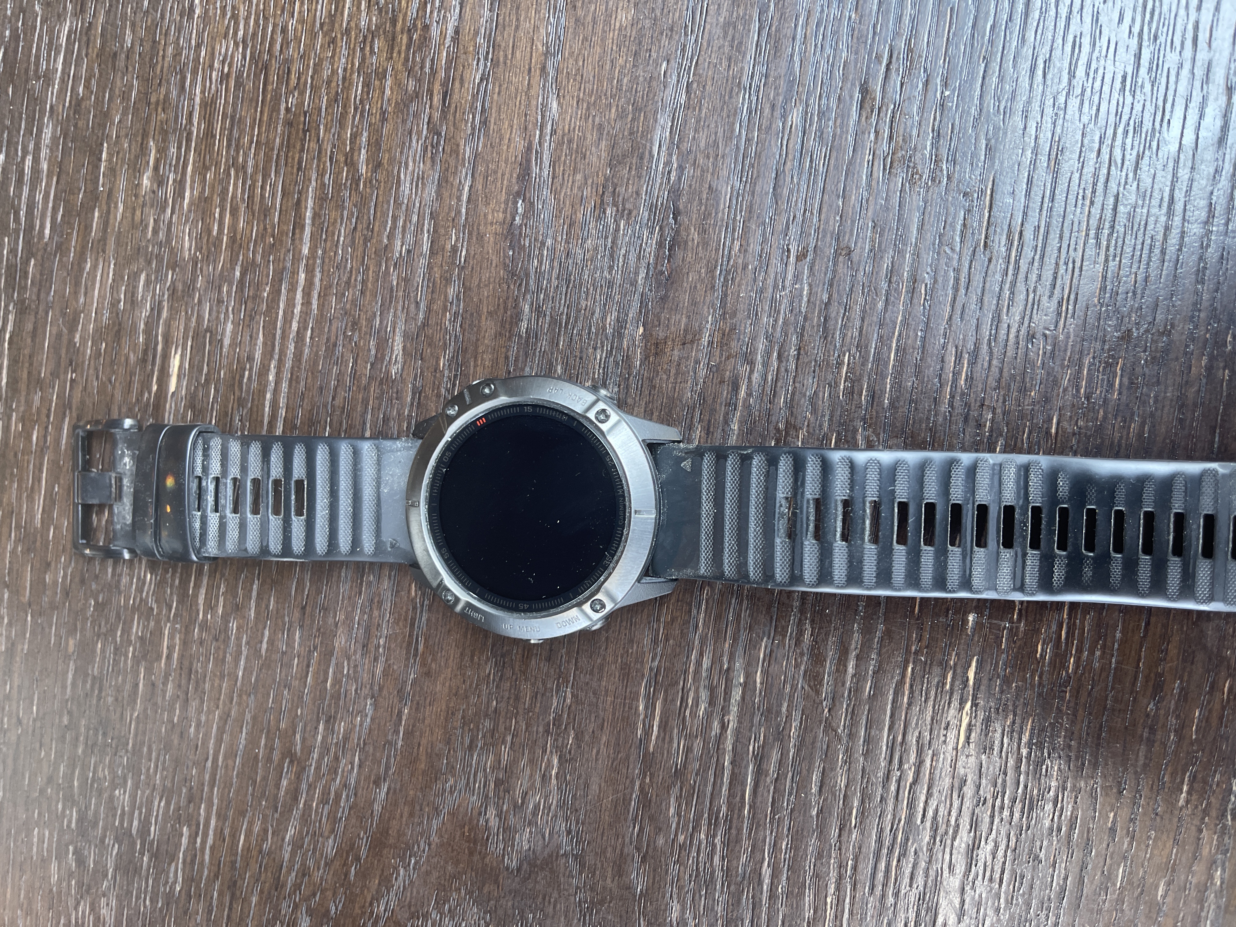 תמונה 1 ,שעון גארמין 6 איקס ספיר למכירה בדאלית אל-כרמל תכשיטים  שעונים
