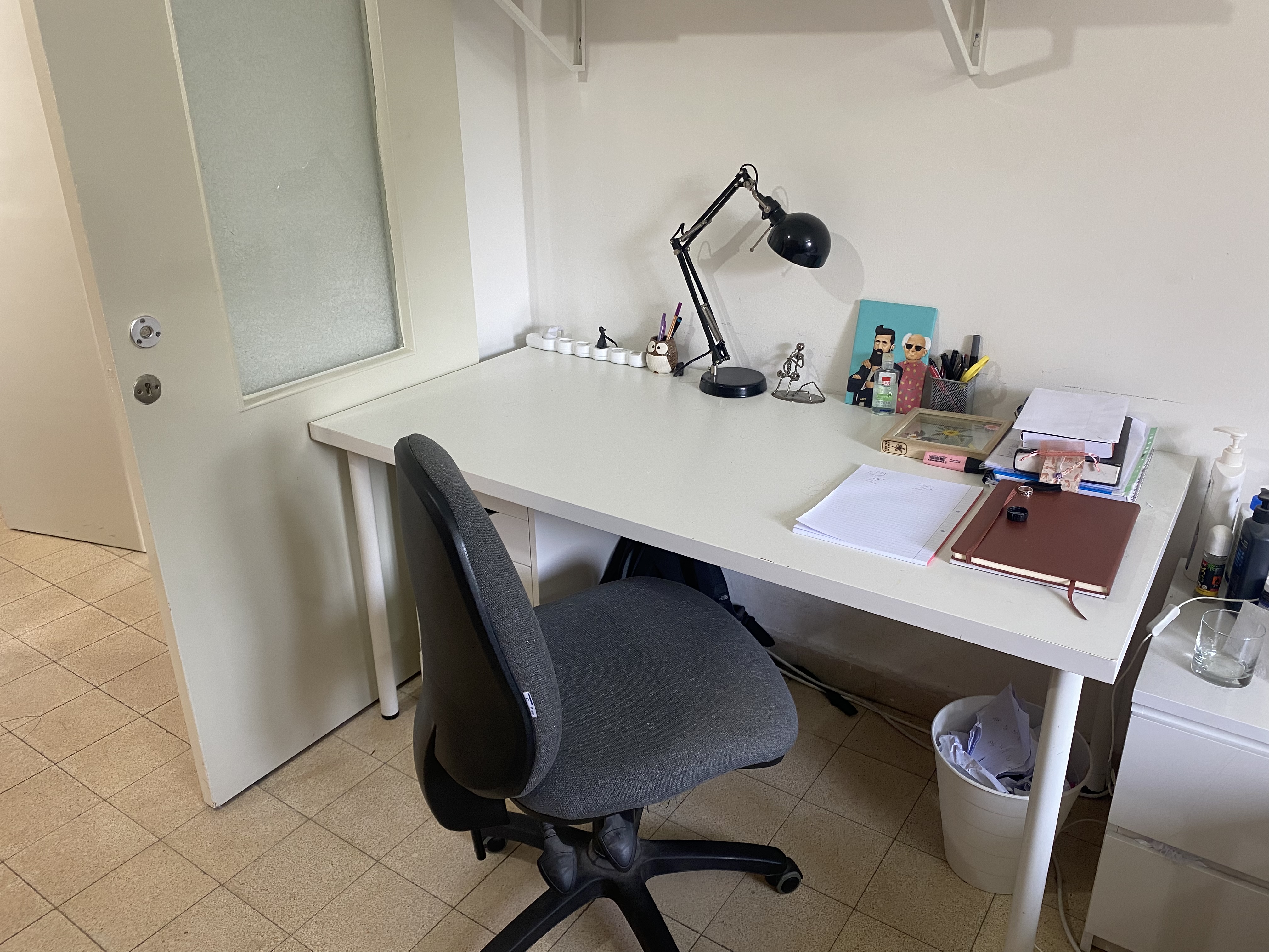 תמונה 1 ,שולחן כתיבה + כיסא מחשב למכירה בירושלים ריהוט  שולחנות