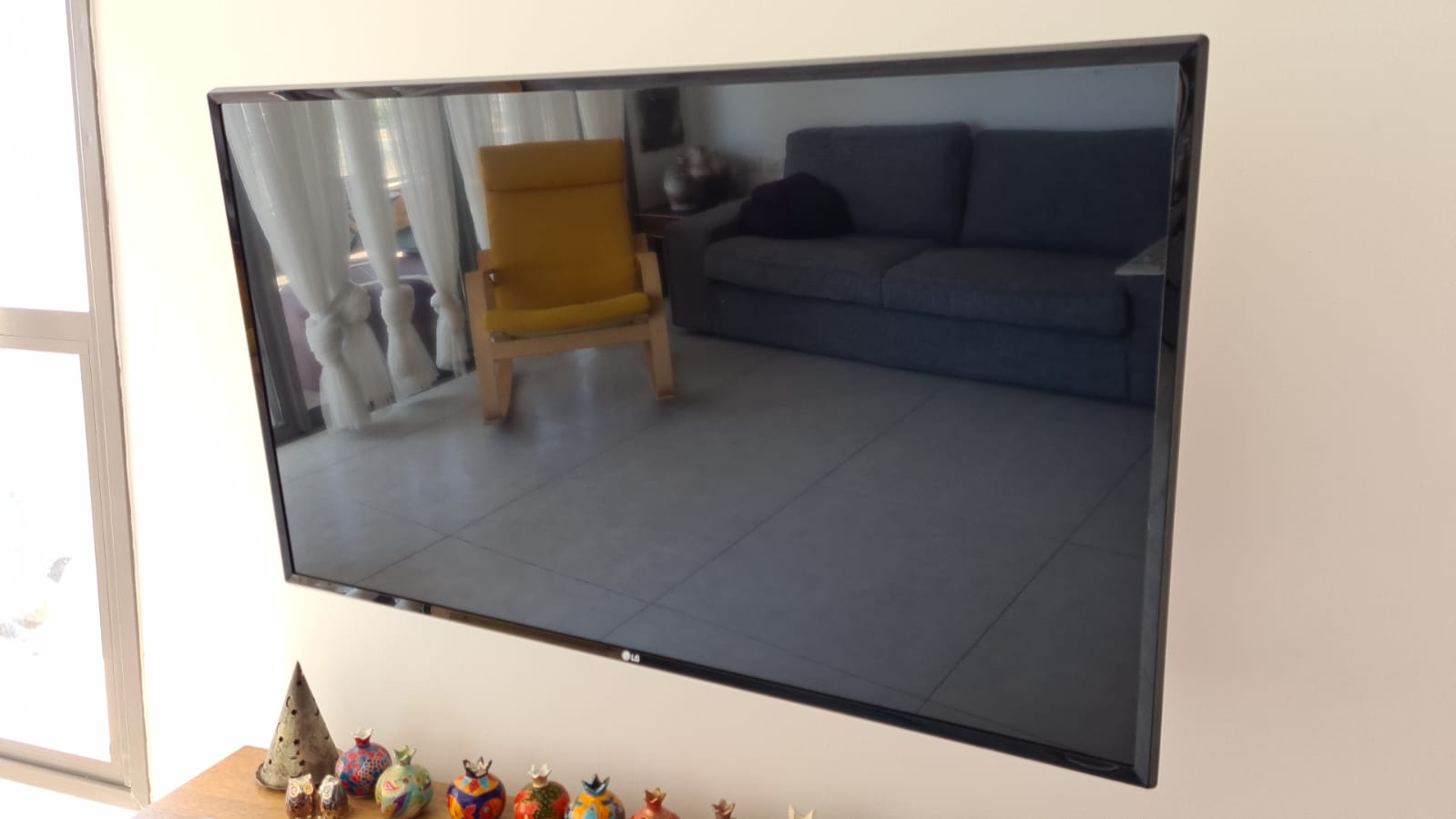 תמונה 1 ,מסך טלוויזיה וזרוע לקיר  למכירה באור עקיבא  שונות  שונות