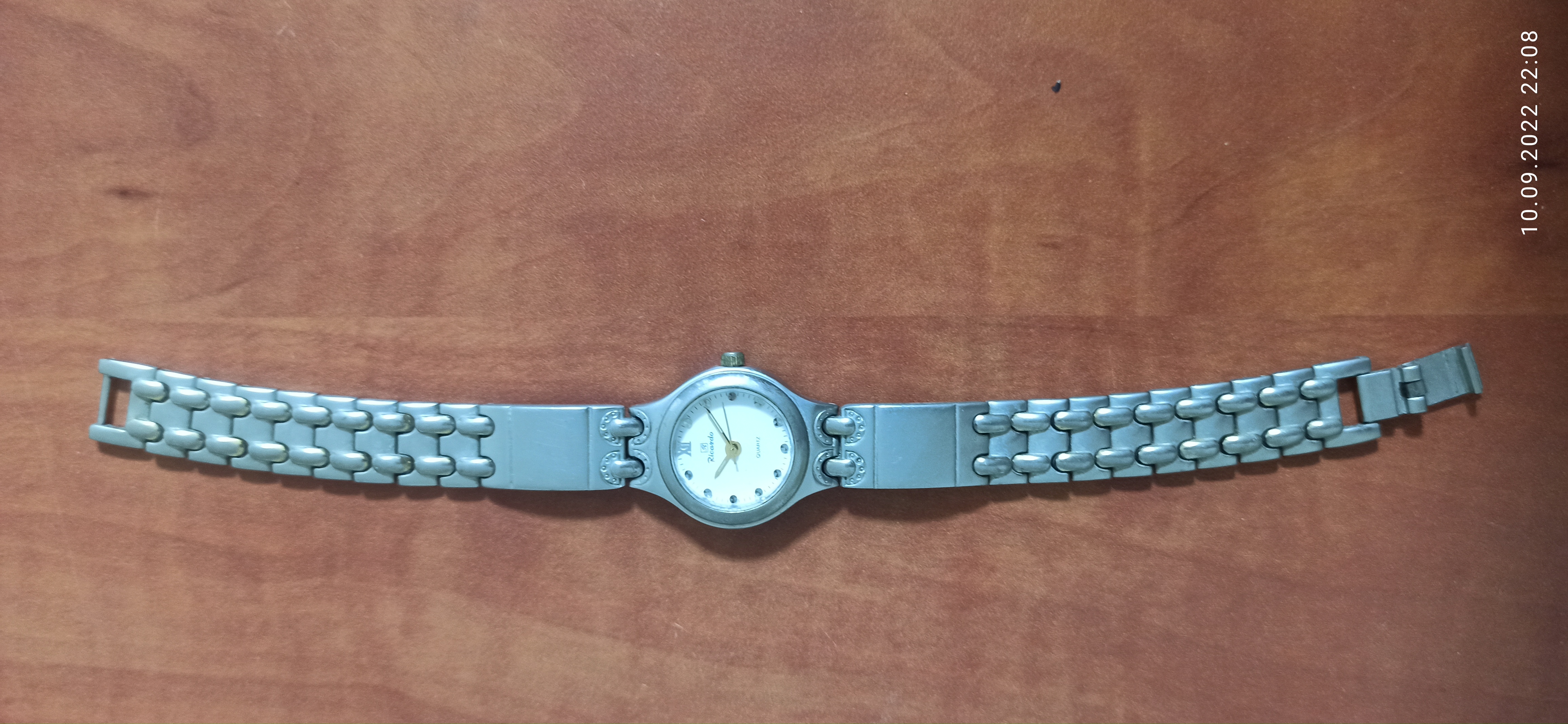 תמונה 2 ,שעון לאישה Ricardo למכירה ביבנה אספנות  שעונים