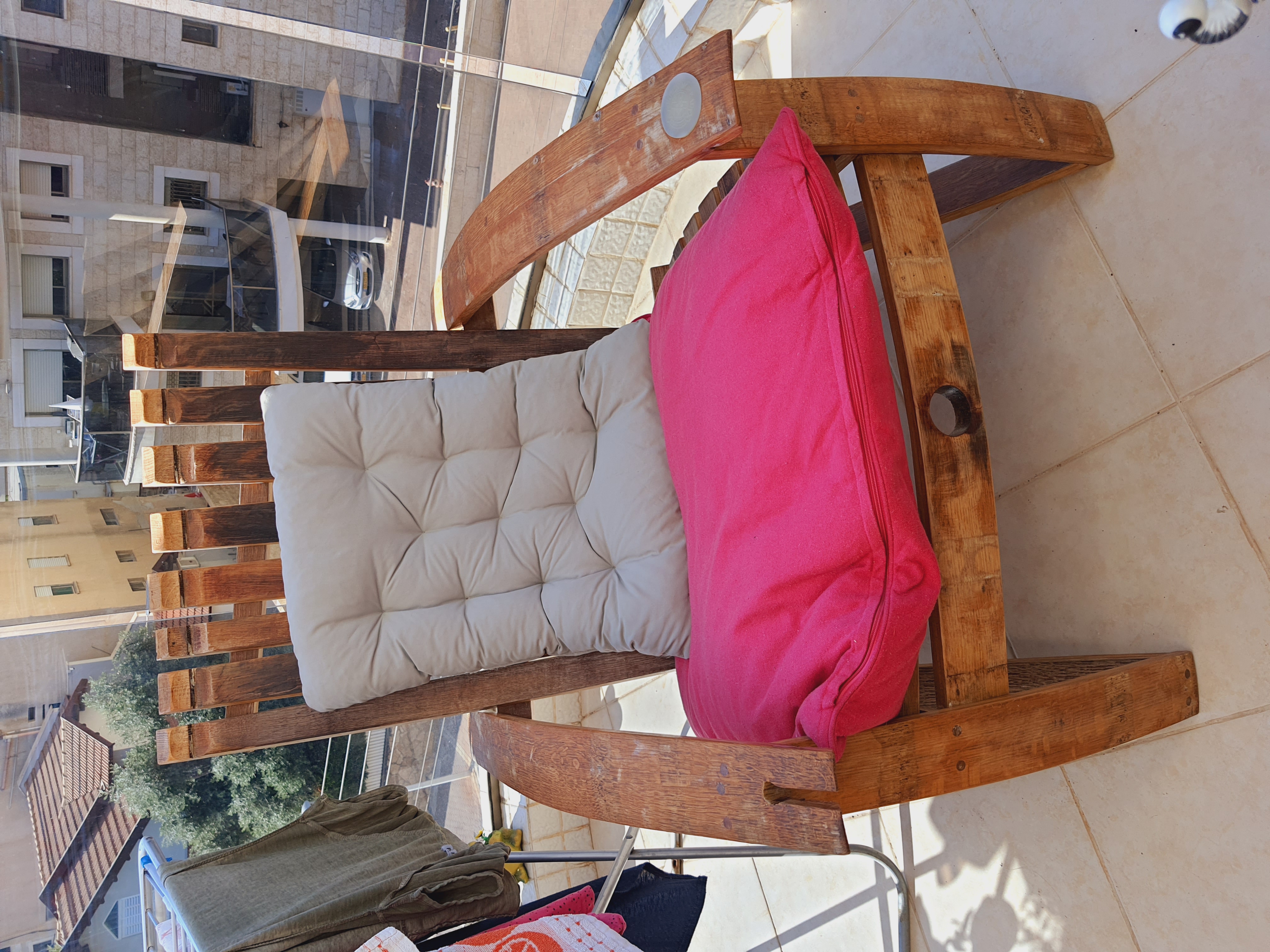 תמונה 3 ,כסא חבית יין בסגנון אדירונדק  למכירה בנהריה  לגינה  ריהוט לגינה