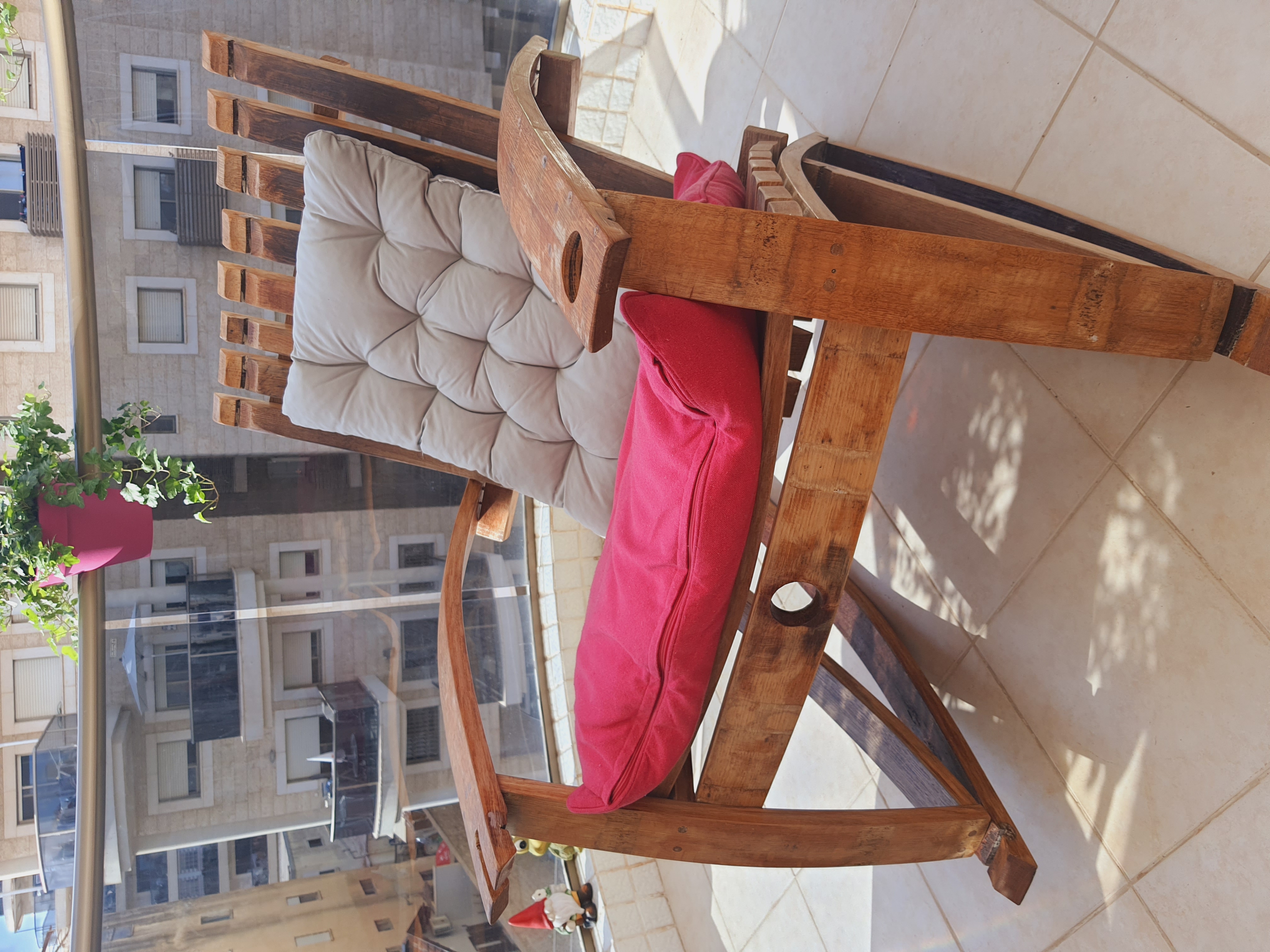 תמונה 3 ,כסא חבית יין  בסגנון אדירונדק  למכירה בנהרייה לגינה  ריהוט לגינה