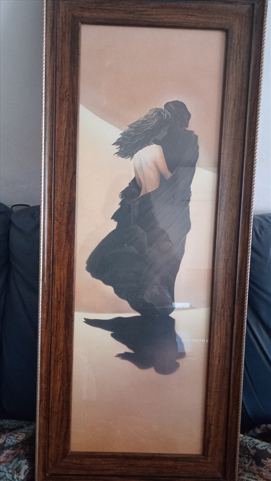 תמונה 2 ,אישה מחבקת מלאך שחור! למכירה בקרית ים אומנות  תמונות