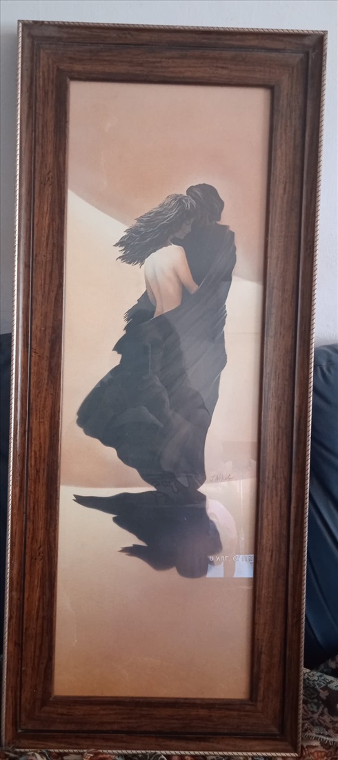 תמונה 3 ,אישה מחבקת מלאך שחור! למכירה בקרית ים אומנות  תמונות