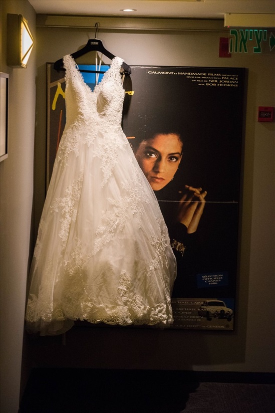 תמונה 3 ,שמלת כלה למכירה בתל אביב יד-שניה לנשים  בגדי נשים