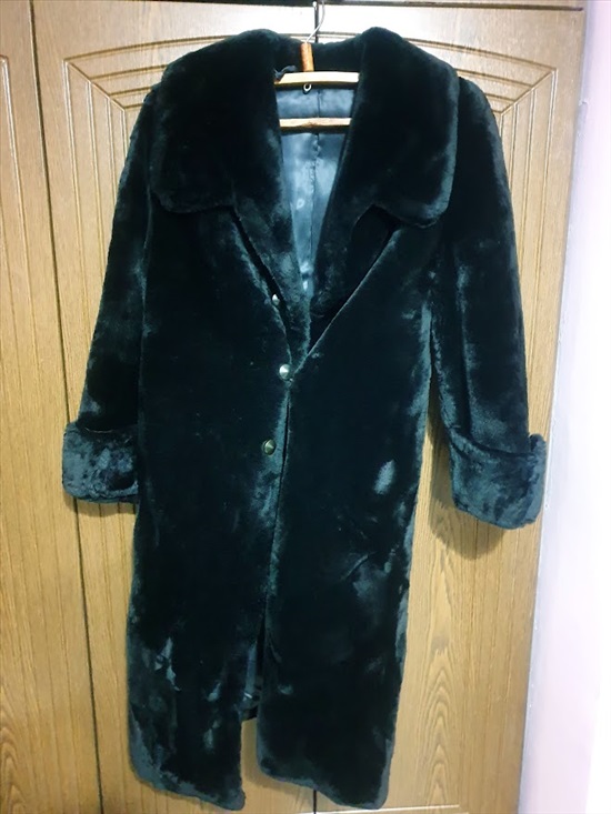 תמונה 2 ,מעיל ארוך שחור מפרווה אמיתית למכירה באשדוד ביגוד ואביזרים  מעילים וג'קטים