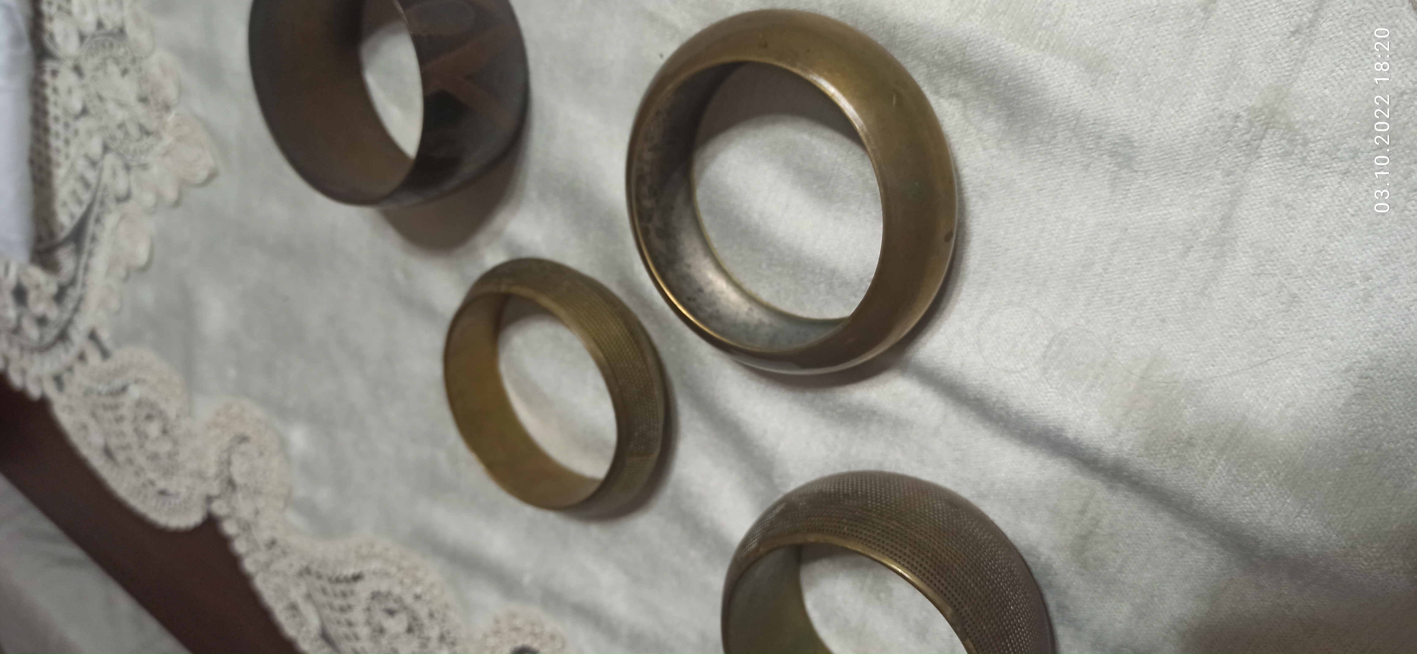תמונה 1 ,4 צמידים מנחושת למכירה ביבנה תכשיטים  צמידים