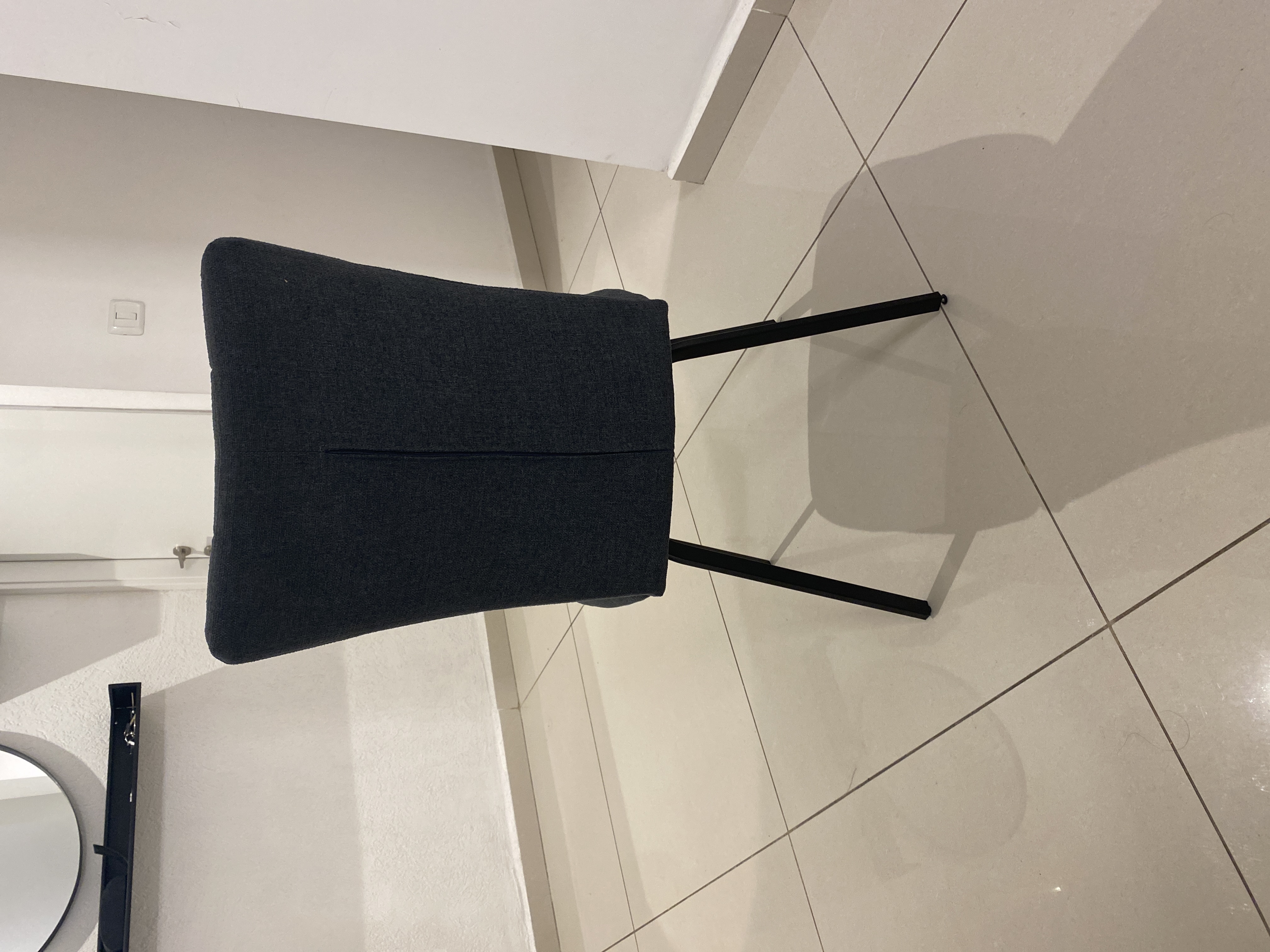 תמונה 1 ,כיסאות  למכירה בתל אביב ריהוט  כיסאות