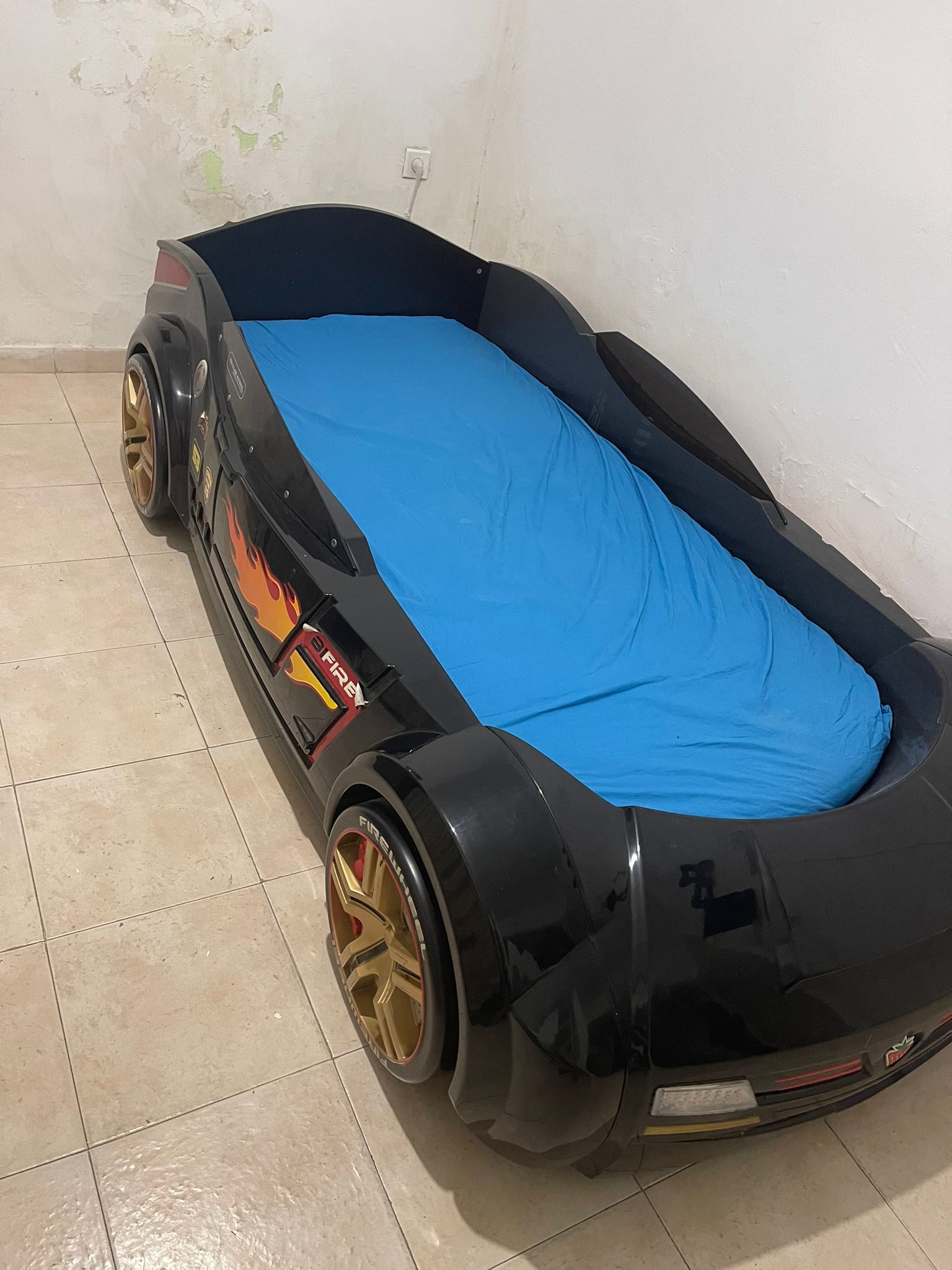 תמונה 4 ,מיטת מכונית  למכירה ביבנה ריהוט  מיטות