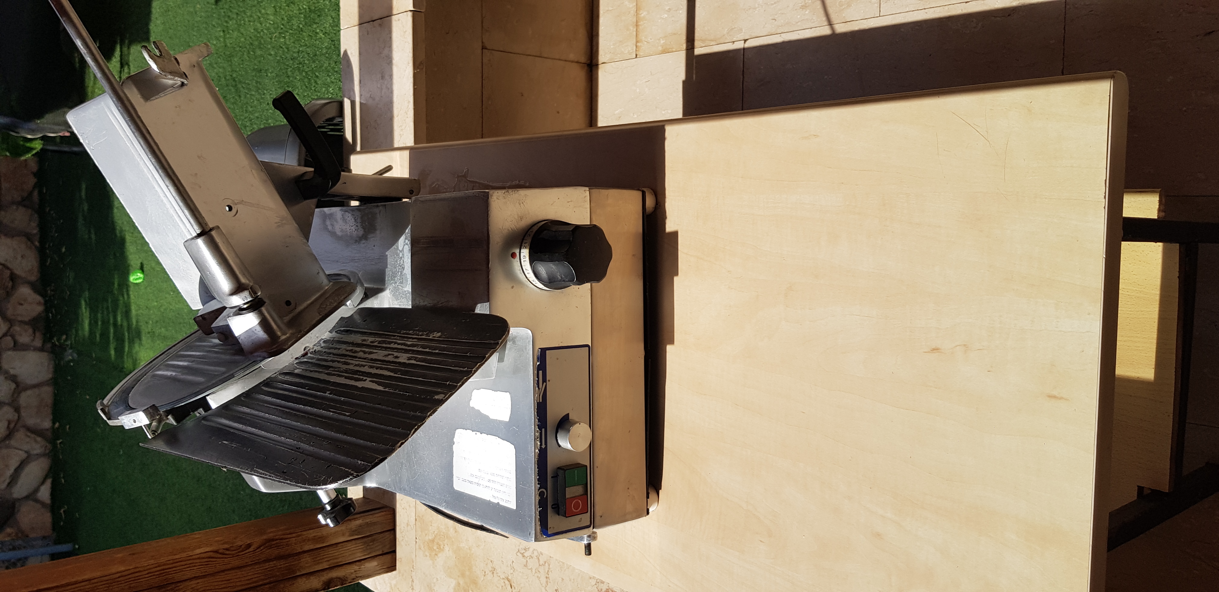 תמונה 3 ,מכונת חיתוך למכירה בטבריה ציוד לעסקים  ציוד מטבח