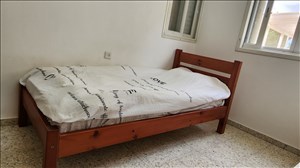 2 מיטות יחיד 