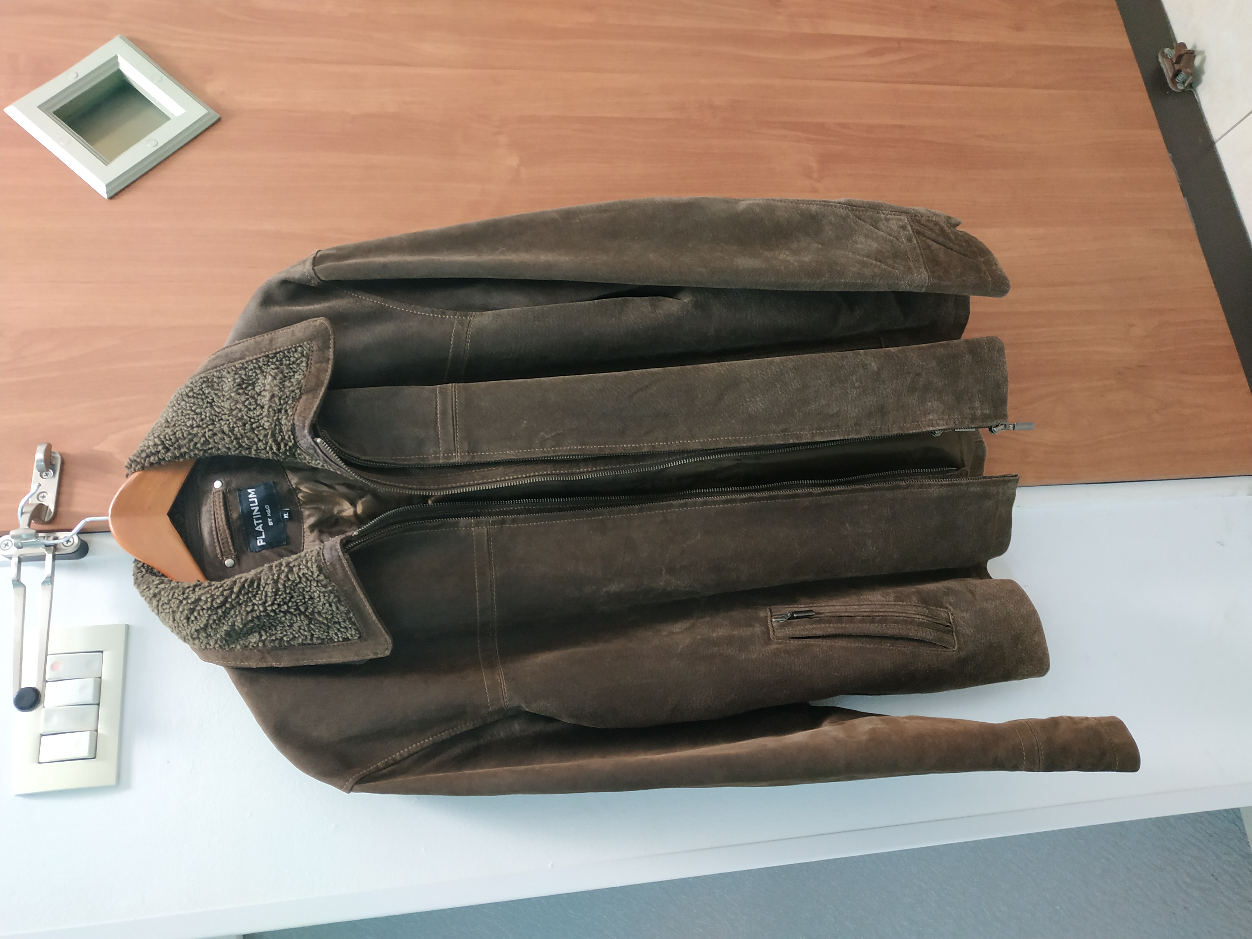 תמונה 2 ,מעיל עור אמיתי למכירה בחיפה ביגוד ואביזרים  מעילים וג'קטים