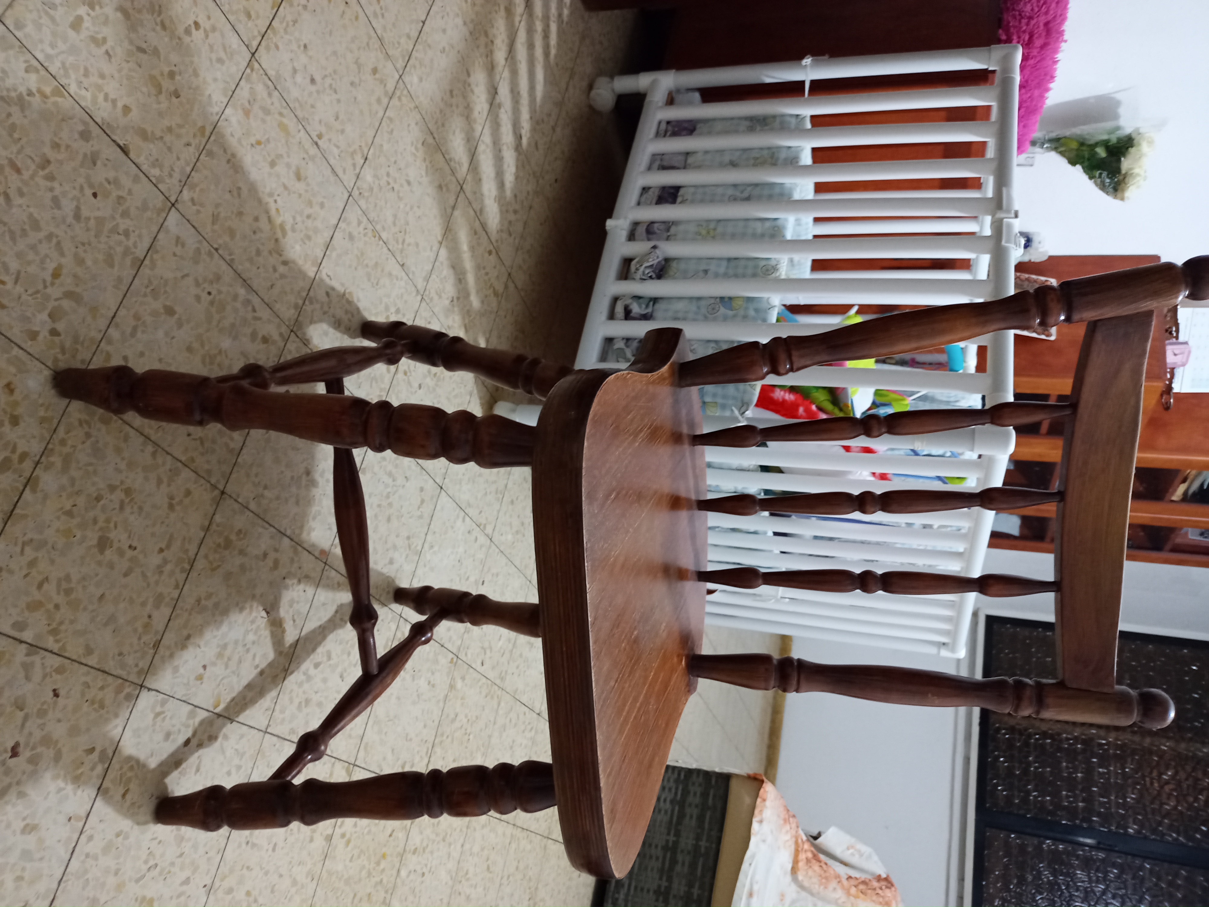 תמונה 1 ,3 כסאות לפינת אוכל למכירה בתל אביב ריהוט  ריהוט עתיק