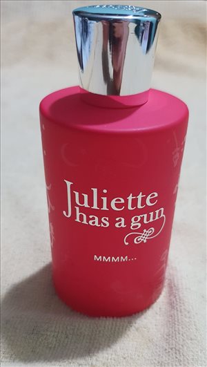 Juliette has a gun MMMM... 