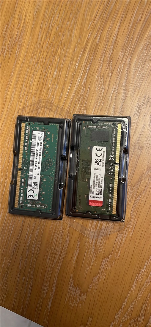 תמונה 1 ,שני כרטיסי זיכרון Kingston 16g למכירה בבת ים מחשבים וציוד נלווה  כרטיס זכרון
