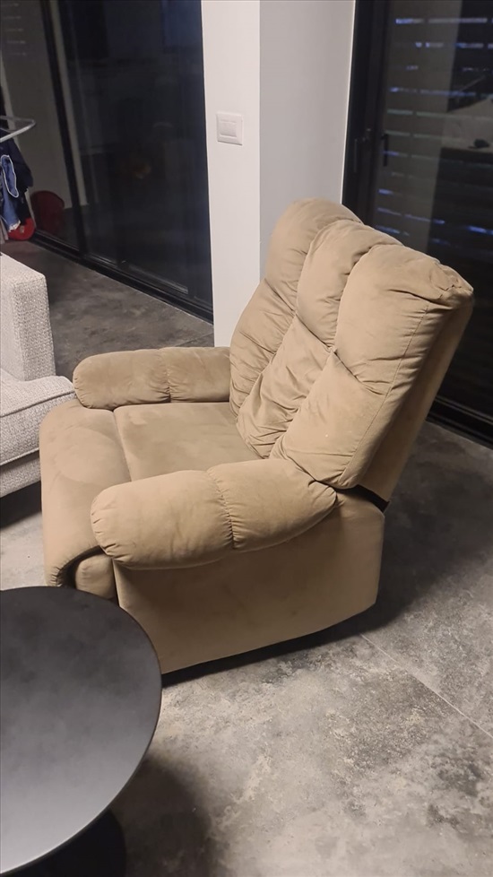 תמונה 1 ,כורסא מתכווננת  למכירה בחדרה ריהוט  כורסאות טלוויזיה