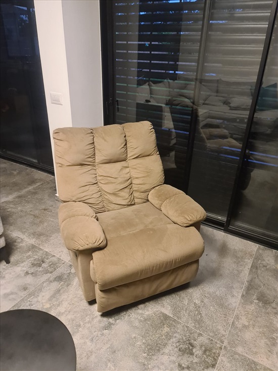 תמונה 2 ,כורסא מתכווננת  למכירה בחדרה ריהוט  כורסאות טלוויזיה