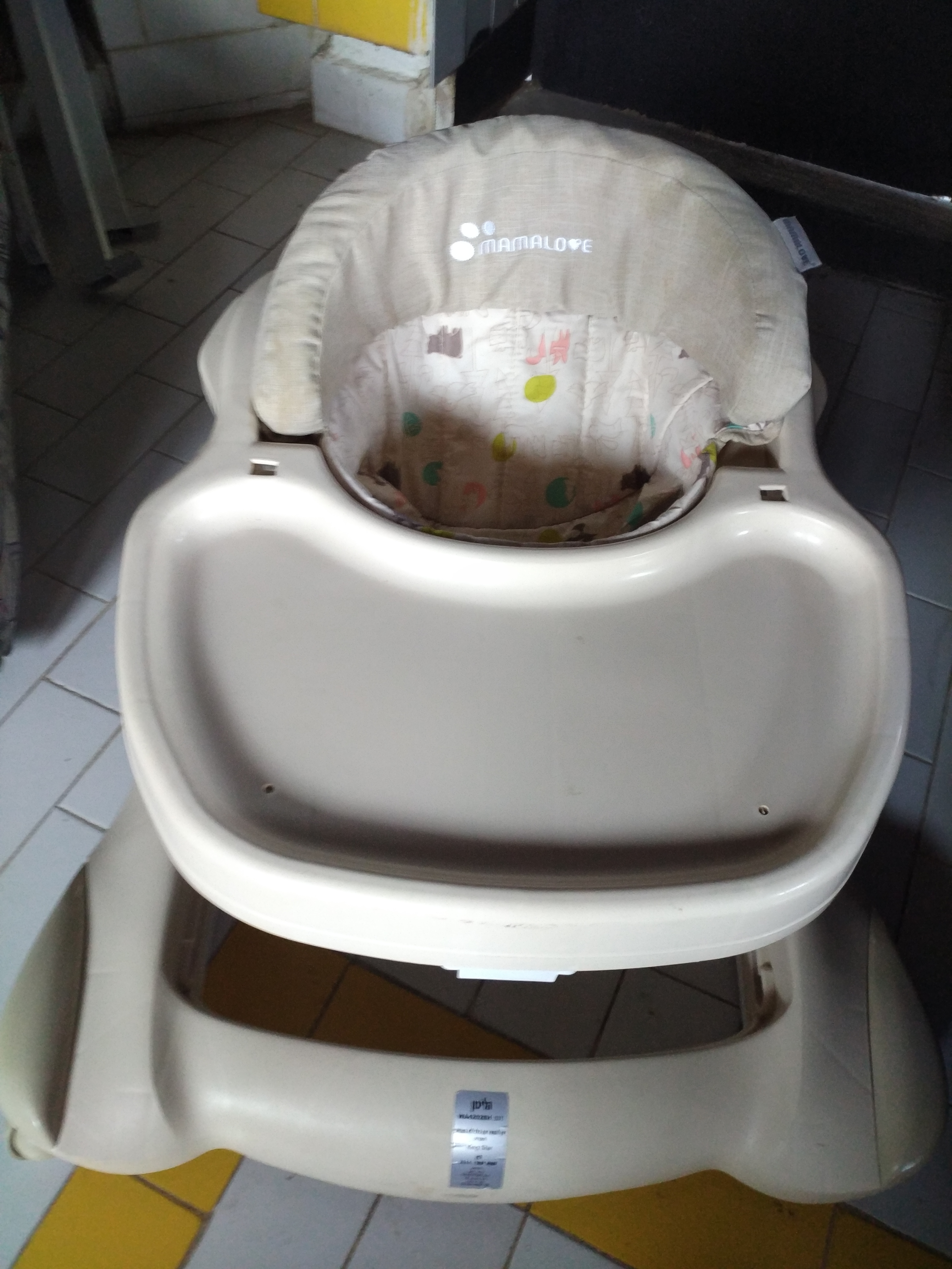 תמונה 1 ,הליכון לתינוק בצבע בז'  למכירה בקרית ים לתינוק ולילד  הליכון