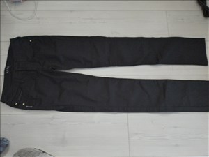 ג'ינס ארמני שחור 