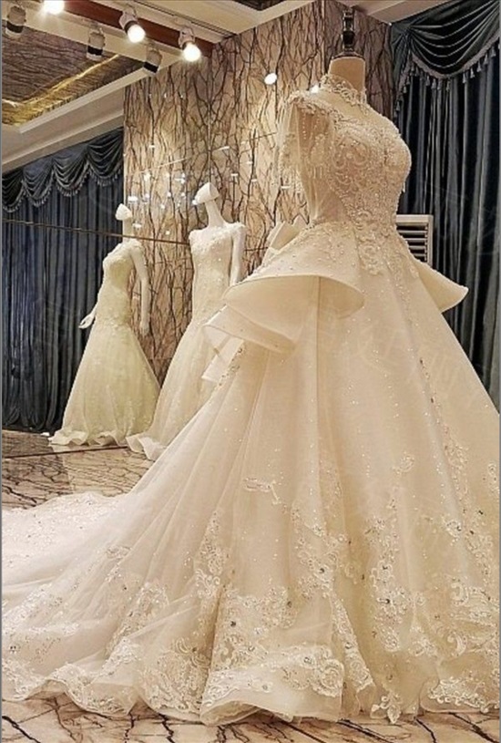 תמונה 2 ,שמלה למכירה במגאר לחתן ולכלה  ביגוד לכלה