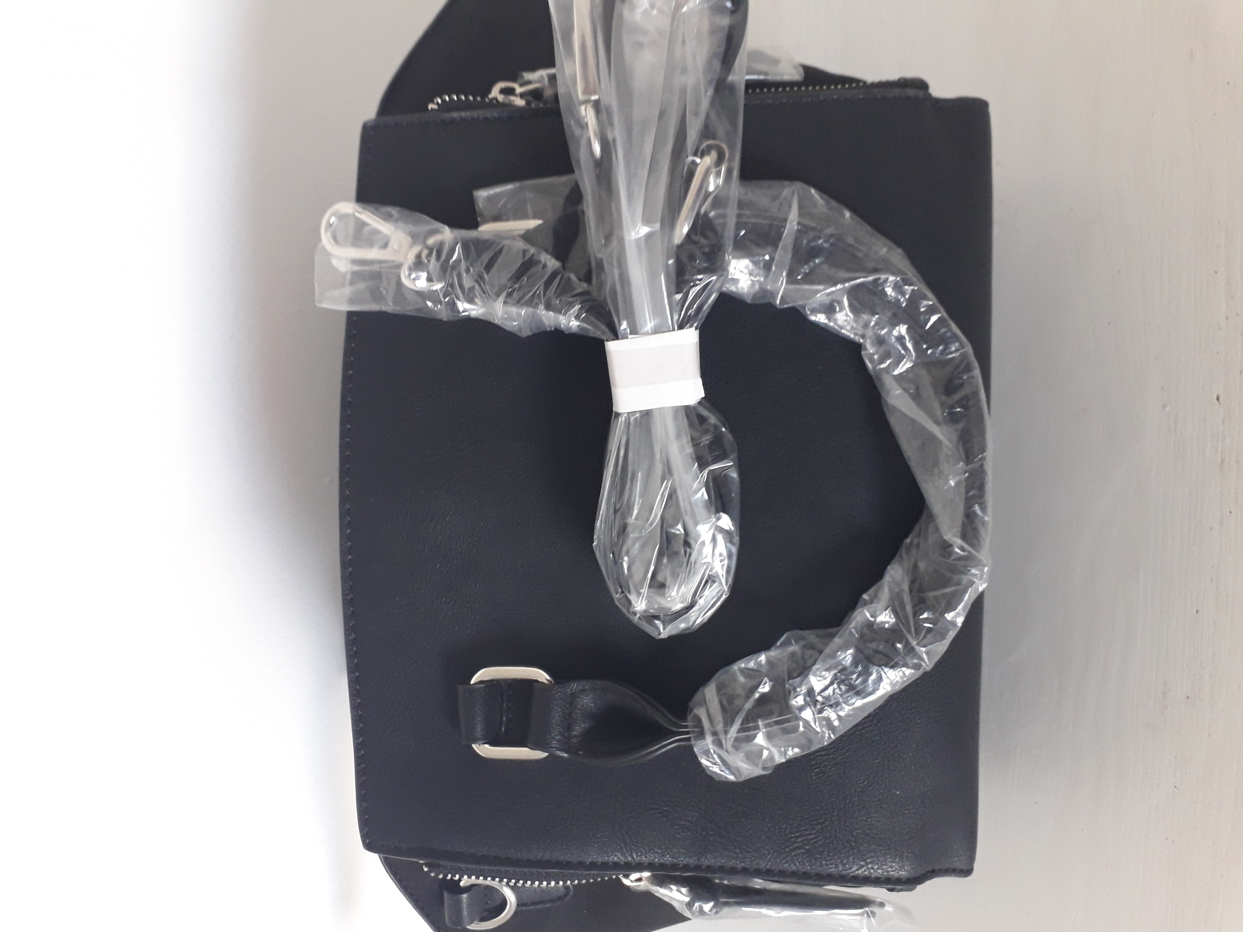 תמונה 3 ,תיק צד של אקססורייז למכירה ברעננה ביגוד ואביזרים  תיקים