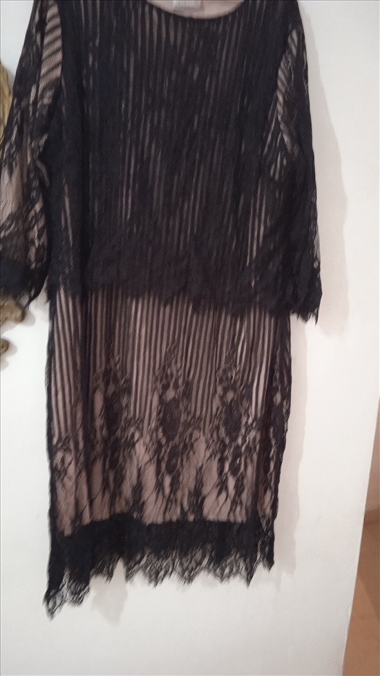 תמונה 1 ,שמלת ערב תחרה,  למכירה בקרית ים ביגוד ואביזרים  שמלות וחליפות