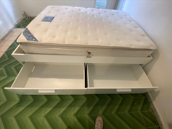 תמונה 2 ,מיטה זוגית עם 4 מגירות למכירה בתל אביב ריהוט  מיטות