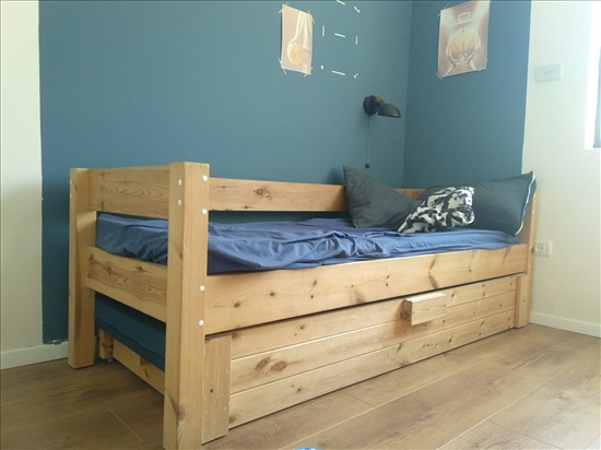 תמונה 1 ,מיטה עץ מלא למכירה בעלי זהב ריהוט  ריהוט לחדרי ילדים