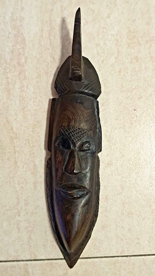 תמונה 1 ,מסכה אפריקאית עתיקה שבט הדינקה למכירה בחיפה אספנות  ענתיקות