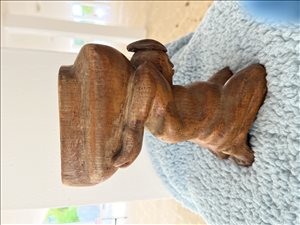 פסל עץ עבודת יד 
