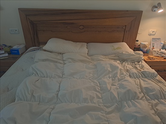 תמונה 1 ,מיטה פלוס 2 שידות למכירה בחיפה ריהוט  חדרי שינה