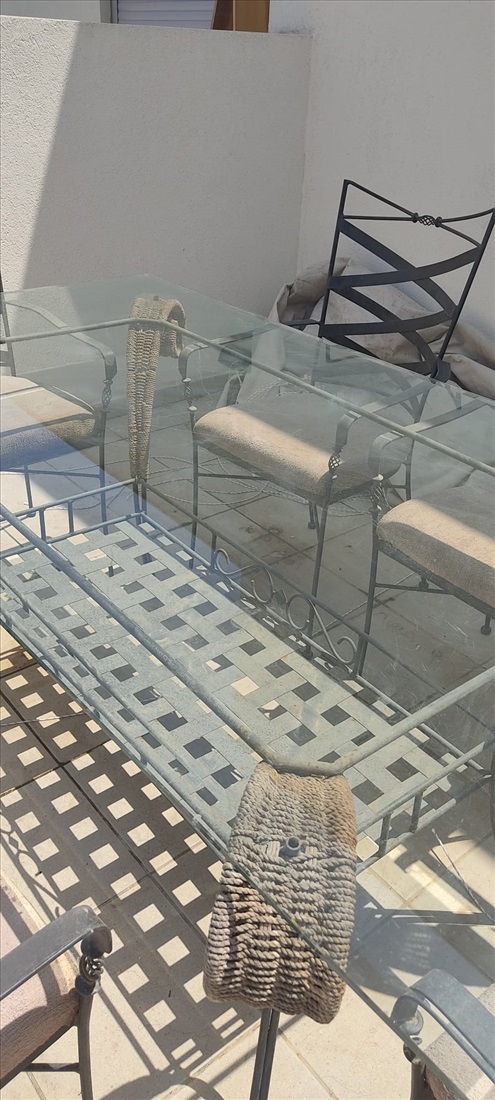 תמונה 2 ,שולחן + 6 כסאות מתכת וזכוכית למכירה בתל מונד ריהוט  ריהוט לגינה
