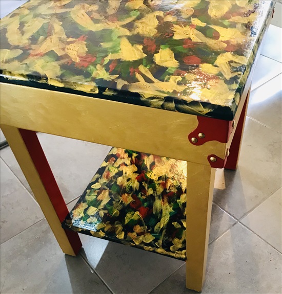 תמונה 3 ,שולחן עם דש 50x 60 גבוה 65 ס"מ למכירה בTel aviv ריהוט  שולחנות