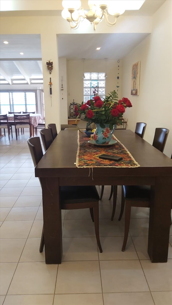 תמונה 1 ,שולחן פינת אוכל  וכיסאות למכירה בחיפה ריהוט  שולחנות