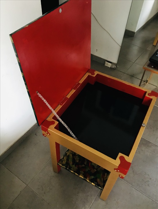 תמונה 4 ,שולחן עם דש 50x 60 גבוה 65 ס"מ למכירה בTel aviv ריהוט  שולחנות