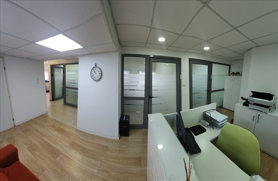 תמונה 2 ,תכולת משרד - שולחנות וארונות למכירה בתל אביב ריהוט  ריהוט משרדי
