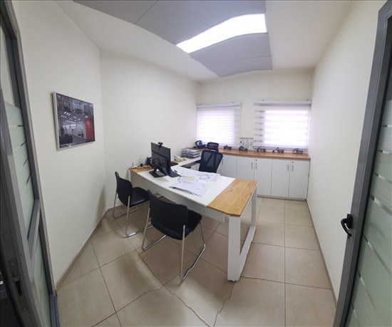 תמונה 4 ,תכולת משרד - שולחנות וארונות למכירה בתל אביב ריהוט  ריהוט משרדי