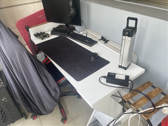 תמונה 2 ,שולחן עם כיסא גימיג  למכירה בגני תקווה ריהוט  שולחן מחשב