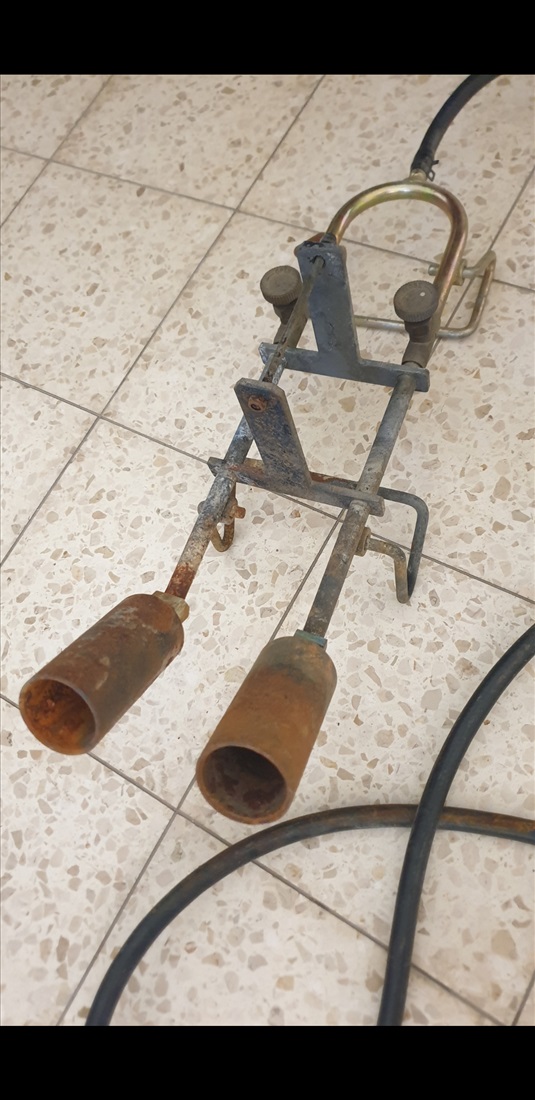 תמונה 1 ,כלב גז דו קני  למכירה בירושלים ציוד לתעשייה  רתכות
