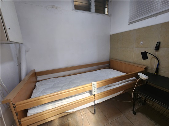 תמונה 1 , מיטה סיעודית גרמנית- ברומייר למכירה בראשון לציון ציוד סיעודי/רפואי  מיטה