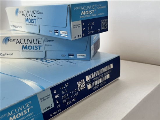 תמונה 1 ,עדשות Acuvue moist -6.5 למכירה במזכרת בתיה משקפיים  עדשות מגע