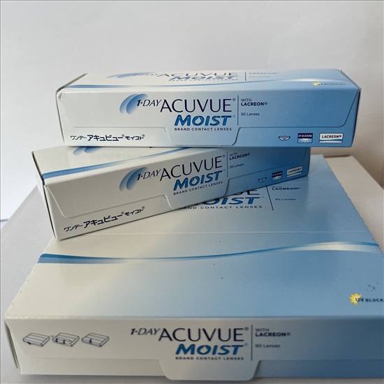 תמונה 4 ,עדשות Acuvue moist -6.5 למכירה במזכרת בתיה משקפיים  עדשות מגע