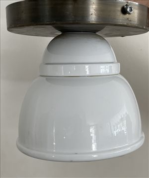 מנורת תיקרה  בסגנון עתיק 