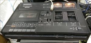 ROADSTAR RS-5700 Cassette Tape 