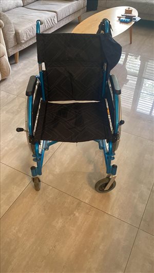 כסא גלגלים 