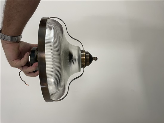 תמונה 1 ,מנורת תיקרה מעוצבת בסגנון עתיק למכירה ברמת השרון מוצרי חשמל  תאורה ונברשות
