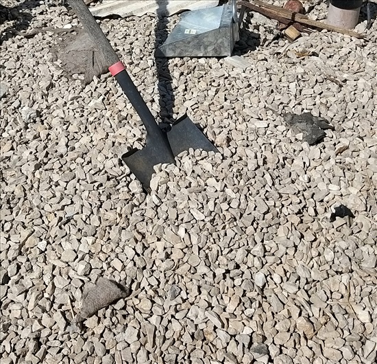 תמונה 1 ,חצץ חצרות (חצץ גס) למכירה במגדל העמק למסירה  לגינה
