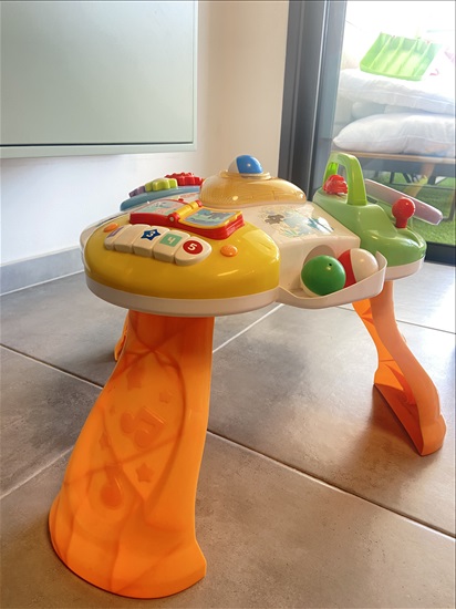 תמונה 1 ,שולחן פעילות למכירה ברחובות לתינוק ולילד  משחקים וצעצועים